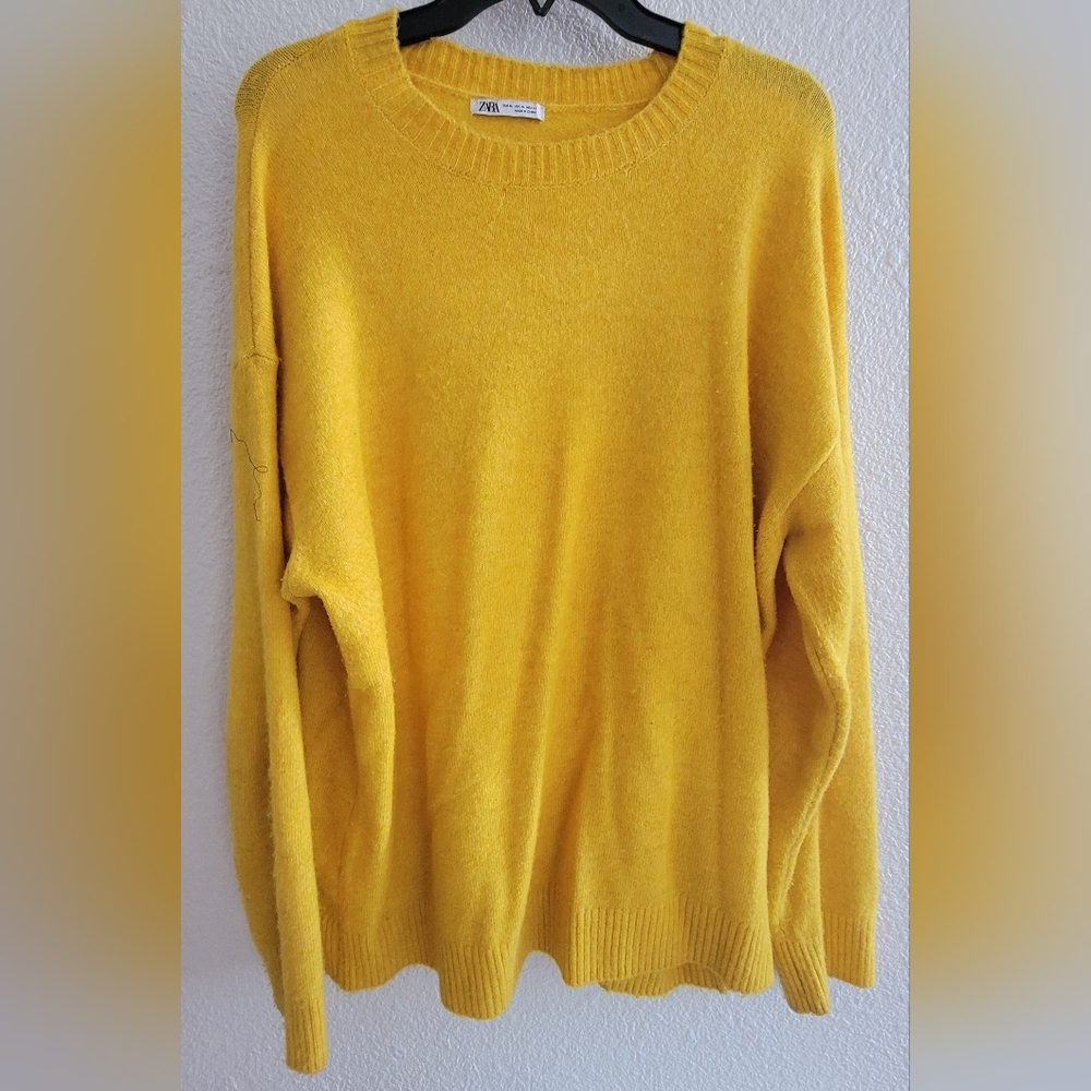 Zara Man Mustard Wool Polyester Sweater
